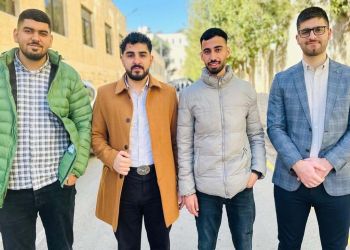 طلاب فلسطينيين ينشرون دراسة علمية في مجلة طب نفسي عالمية 