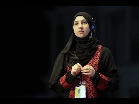 لمه 2017 | ميساء أبو هلال: الحلم الفلسطيني: هل أرهقته الأيديولوجيا والسياسية والمصالح؟