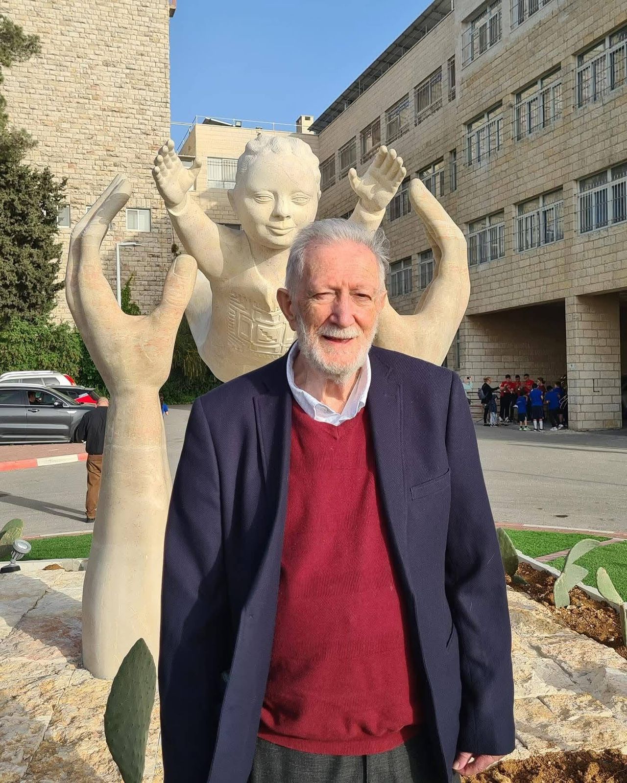 فنان فلسطيني يُتوّج بجائزة النيل للمبدعين العرب لعام 2025