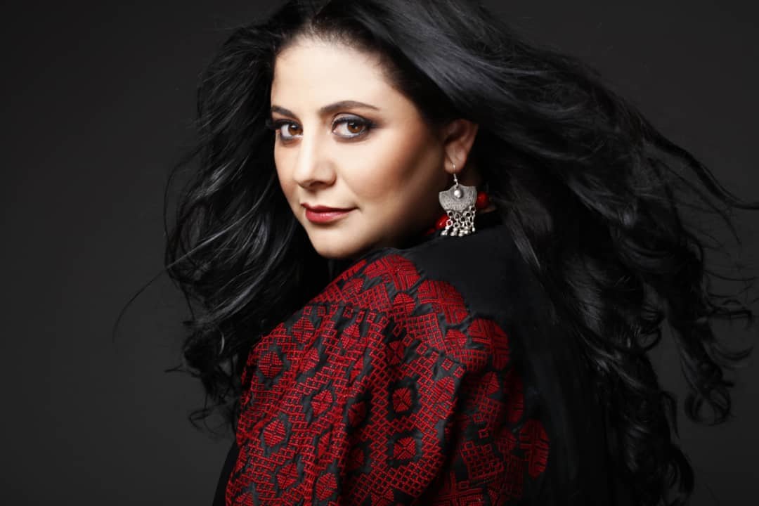 الفنانة سناء علي موسى