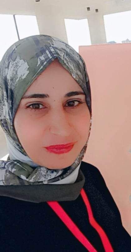 الفنانة التشكيلية روان النتشة