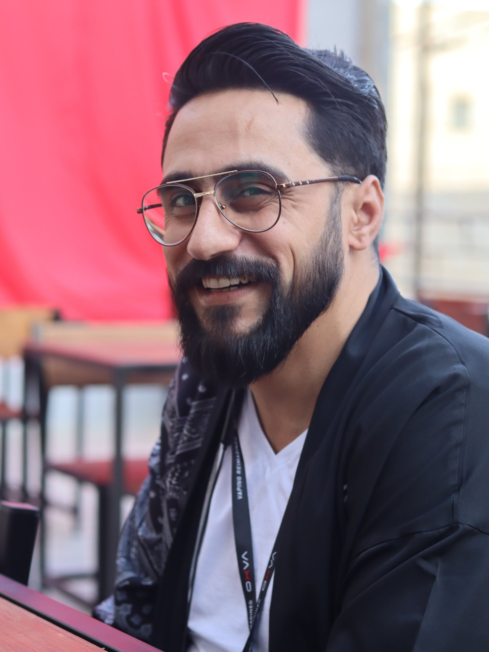 الفنان أويس الطردة